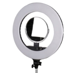 Lampa circulara cu led pentru poze F1